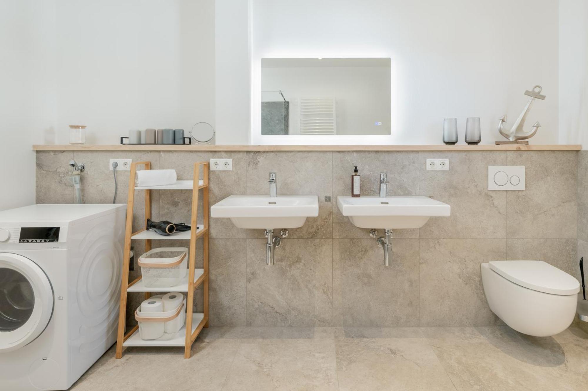 Fenjoy: Ferienapartment In Neubau / Balkon / Bbq ベルナウ・アム・キームゼー エクステリア 写真