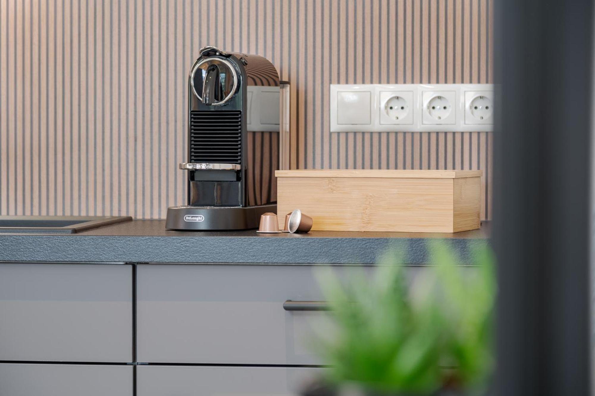 Fenjoy: Ferienapartment In Neubau / Balkon / Bbq ベルナウ・アム・キームゼー エクステリア 写真